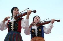 Folklor festivali İspanya - grup performansları